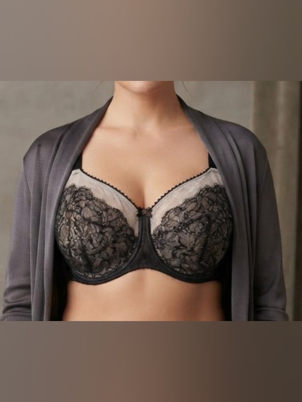 Wacoal Black Lace Overlay Bra on Gray Base Underwire Size 38H